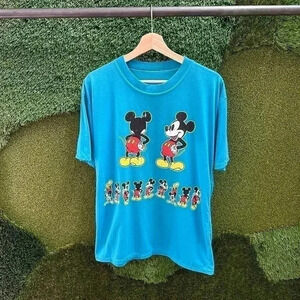 Vintage  Mickey Mouse T-shirt Large